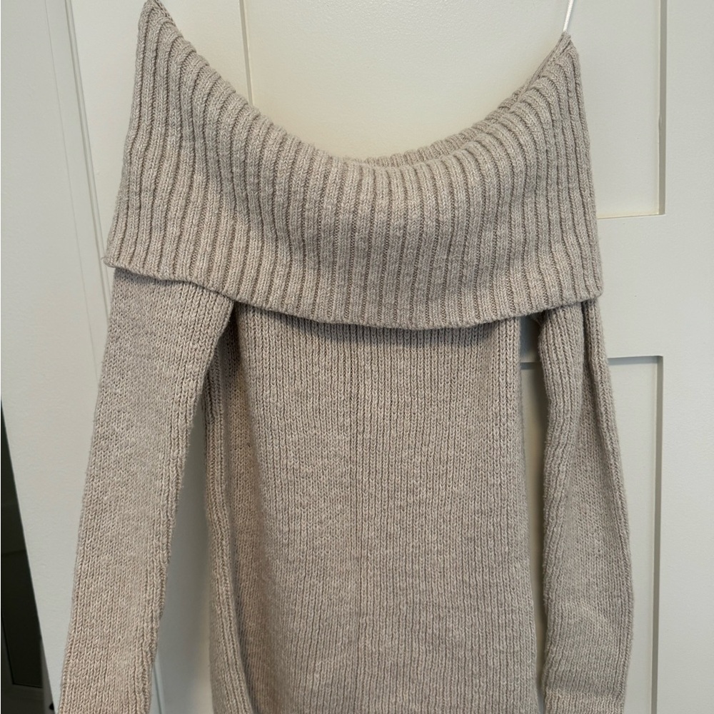 Women's Off-Shoulder Sweater - Cream